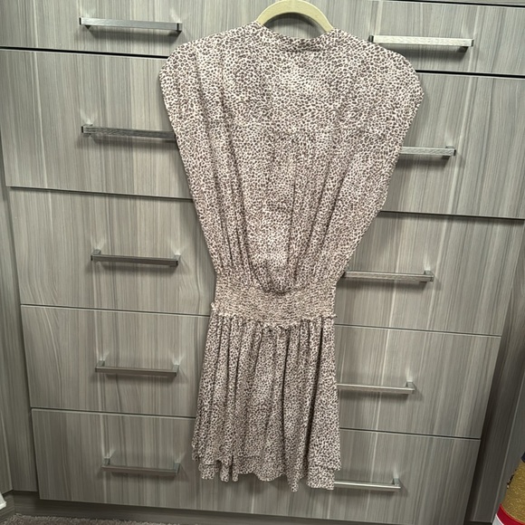 Rails - short sleeve dress.  Size small. - Picture 7 of 7